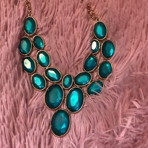 NWOT turquoise green blue necklace